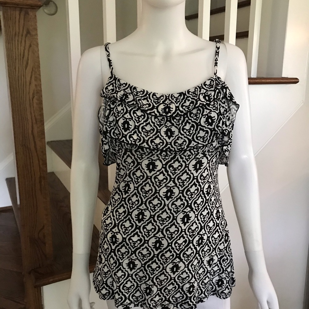 Inc tank top